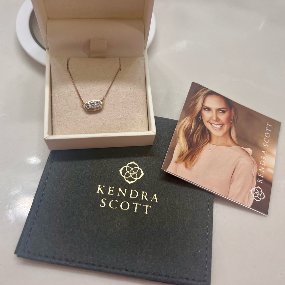 EUC Kendra Scott 💎 Diamond 💎 14k Rose Gold Lisa Pendant (Fine Jewelry)
